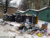 мусор во дворах (зимой)