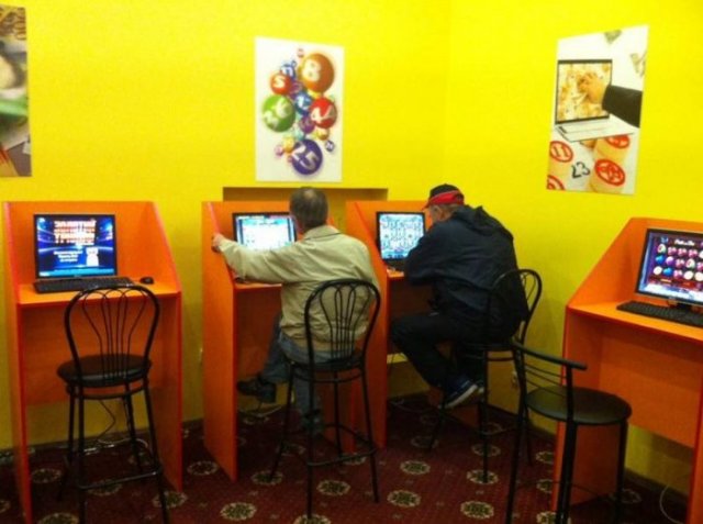 Зал игровых автоматов в Запорожье