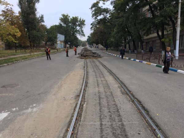 Ремотные работы на улице Лукашевича в Запорожье Ремотные работы на улице Лукашевича в Запорожье